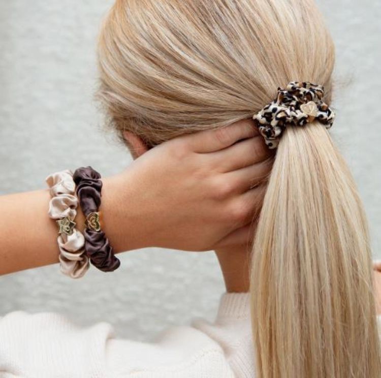 By Eloise Haarelastiek SCRUNCHIE (Gold Heart/ Silk Leopard ) - WeekendMode