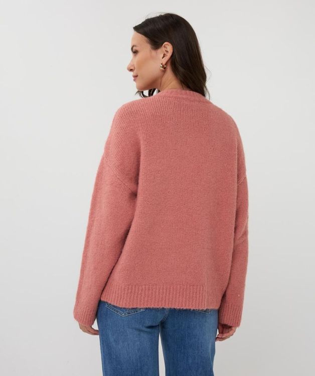Esqualo Sweater V-neck brooch (F25.18501/Guava) - WeekendMode