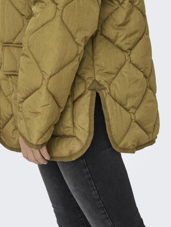 Only ONLADELE QUILT JACKET CC OTW (15308581/Dull Gold Carrot Curl) - WeekendMode