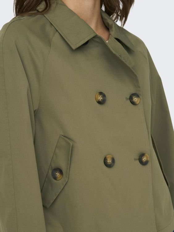 Only ONLAPRIL LIFE SHORT TRENCHCOAT OTW NOOS (15274982/Aloe) - WeekendMode