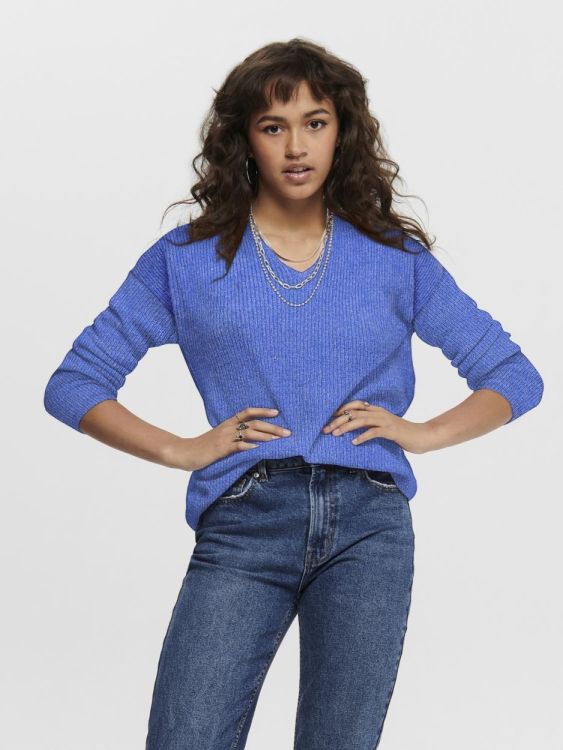 Only ONLCAMILLA V-NECK L/S PULLOVER KNT NOOS (15204588/Ultramarine MELANGE) - WeekendMode