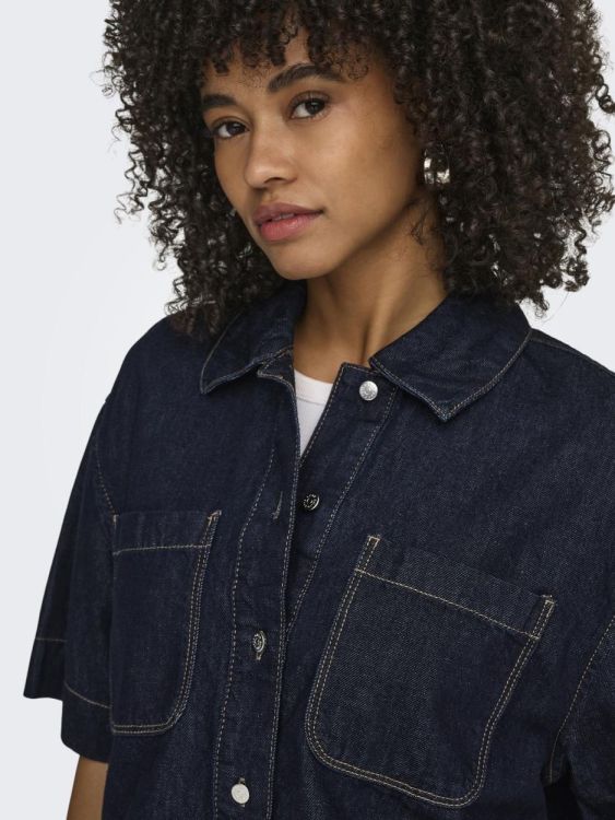 Only ONLCLEO LIFE SS CROP DNM SHIRT PIM NOOS (15248584/Dark Blue Denim RINSE) - WeekendMode