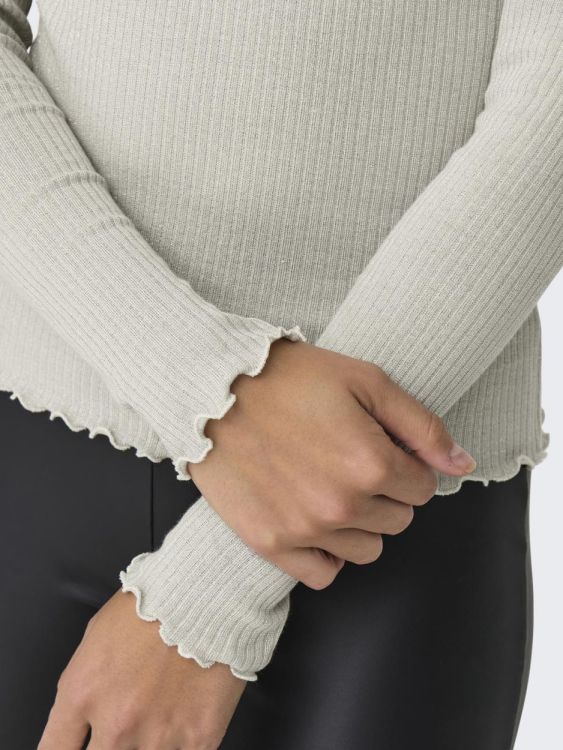 Only ONLEMMA LIFE LS GLITTER TOP JRS NOOS (15331094/Pumice Stone Silver glitter) - WeekendMode