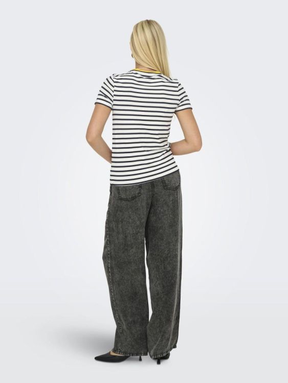 Only ONLHEART LIFE S/S TEE JRS NOOS (15318959/Cloud Dancer NIGHT SKY/ LEMON) - WeekendMode