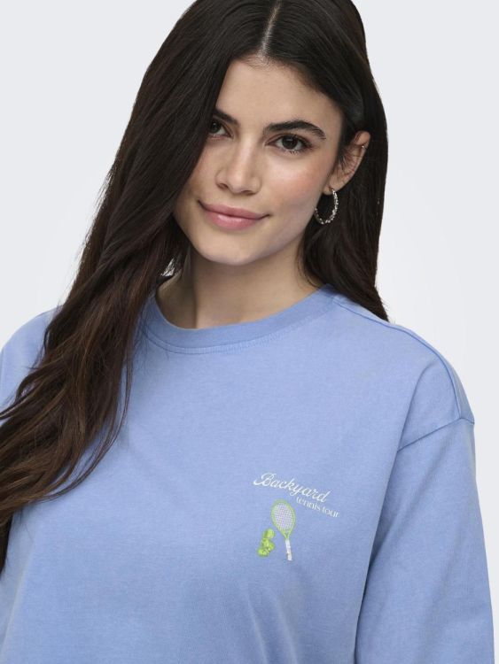 Only ONLSHANIA S/S PRINT TOP BOX JRS (15372195/Ultramarine Lime crush club) - WeekendMode