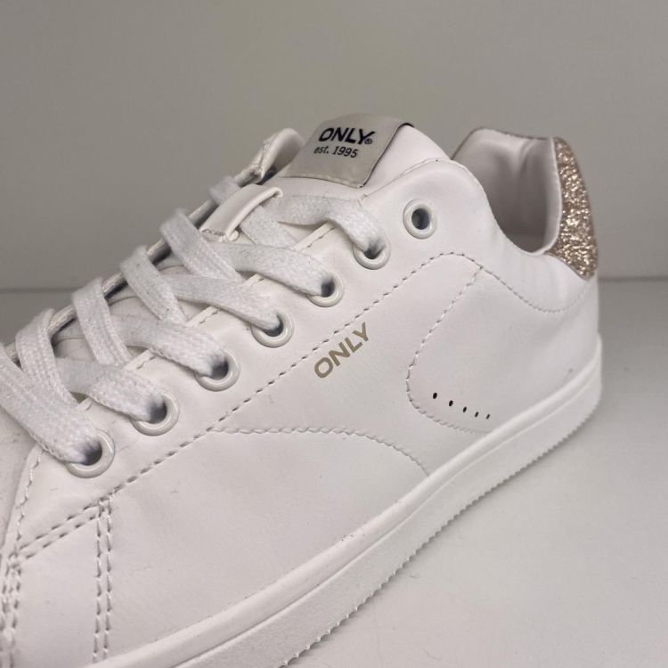 Only ONLSHILO-44 PU CLASSIC SNEAKER (15288082/White GOLD GLITTER) - WeekendMode