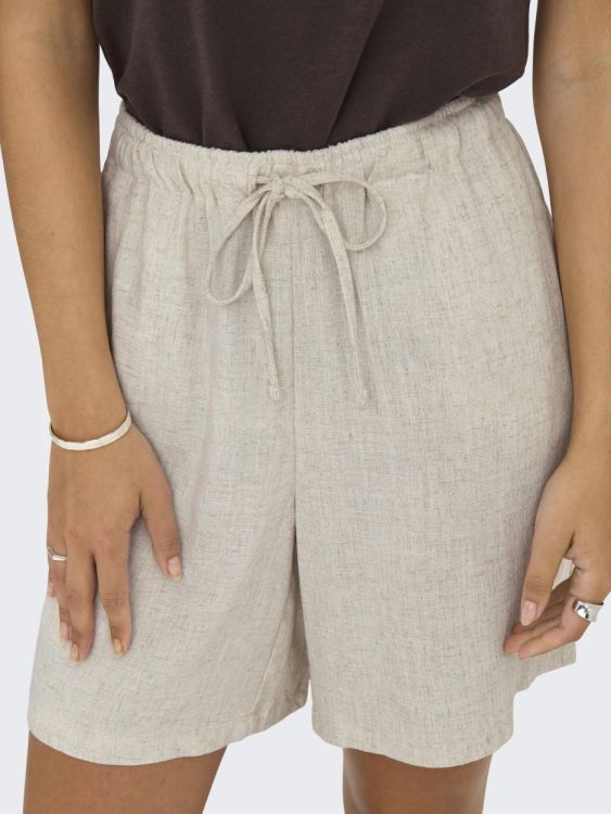 Only ONLSIESTA MW PULL-UP LIN BL SHORTS NOOS (15333032/Moonbeam) - WeekendMode