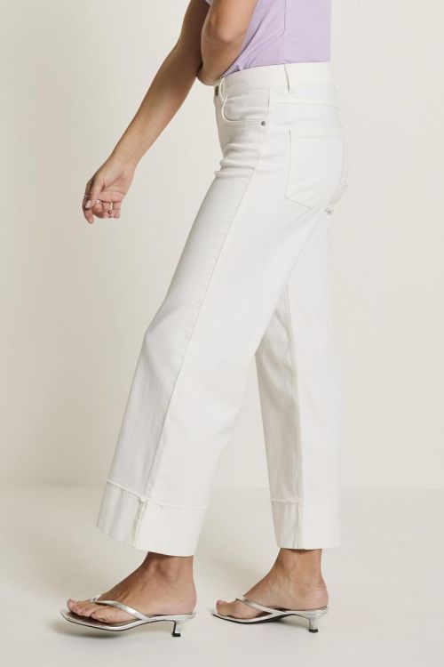 Parami Mira (Turn Up) (SS262.005402-002 - White - L28) - WeekendMode