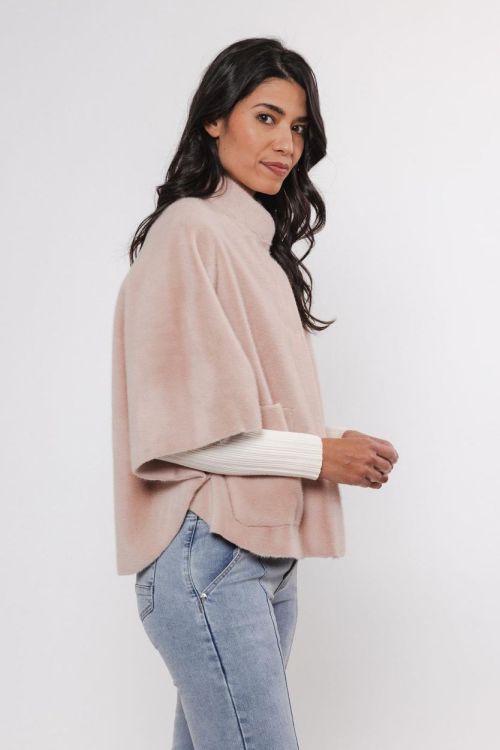 Rino&Pelle Faux fur cape (Dewi.7002411/Powder) - WeekendMode