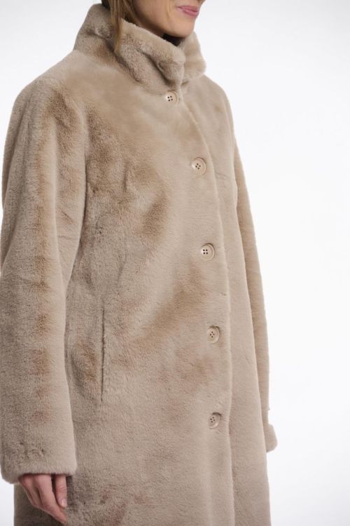 Rino&Pelle Single breasted fake fur coat (Nonna.7002511/Oat) - WeekendMode
