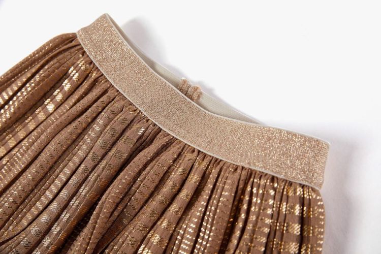 Someone Rok (CHEVAL-SG-41-F/BEIGE) - WeekendMode