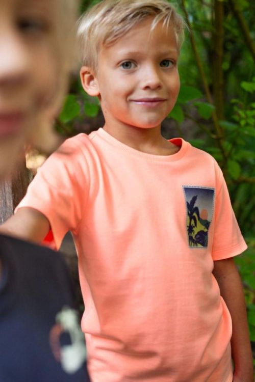 Sturdy T-shirt - Lagoon Legends (71700502/Neon Oranje) - WeekendMode