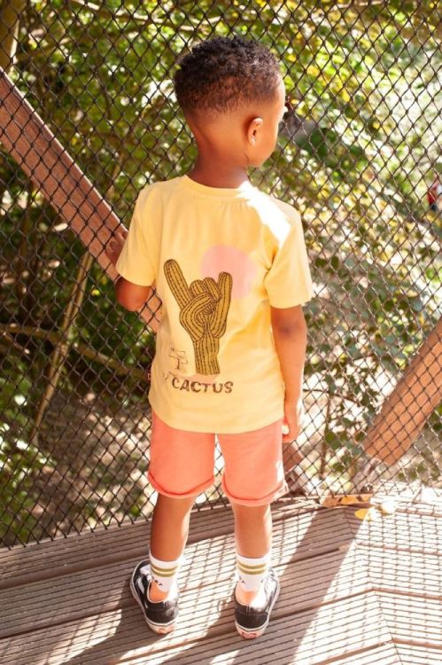 Sturdy T-shirt met backprint - Desert Fiesta (71700497/Geel) - WeekendMode