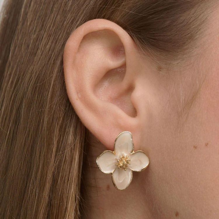 Timi of Sweden Alora - Flower Stud Earrings (8513902) - WeekendMode