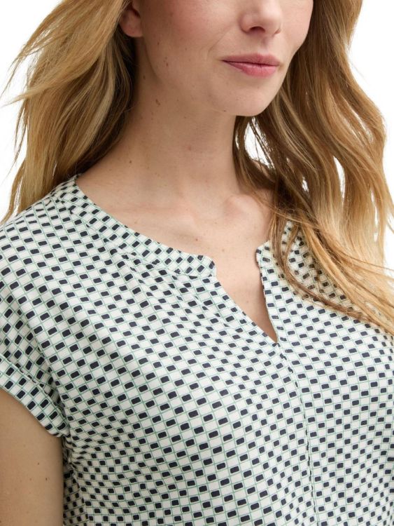 Tom Tailor Women T-shirt alloverprinted v-neck (1046404/38005) - WeekendMode
