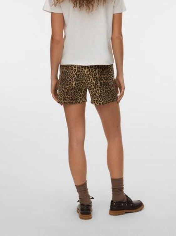 Vero Moda VMTESS MR DENIM AOP SHORTS NOOS (10329962/Silver Mink LEOPARD) - WeekendMode