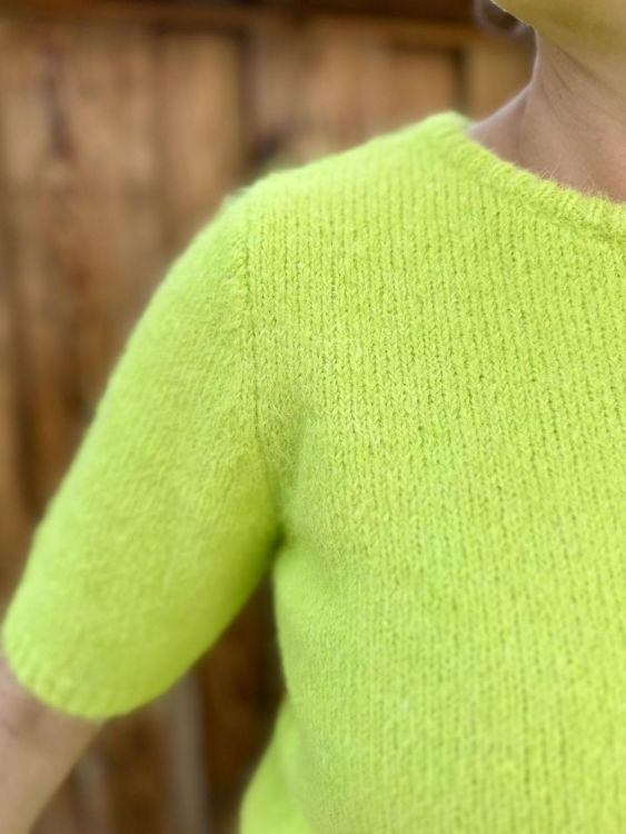 Vila Joy PULL SHORT SLEEVES (PRISCILLA-L-11-M/BRIGHT GREEN) - WeekendMode